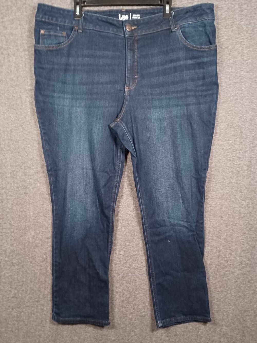 Lee Women's Size 24W Medium Wash Regular Fit Straight Legged Ankle Stretch Jeans